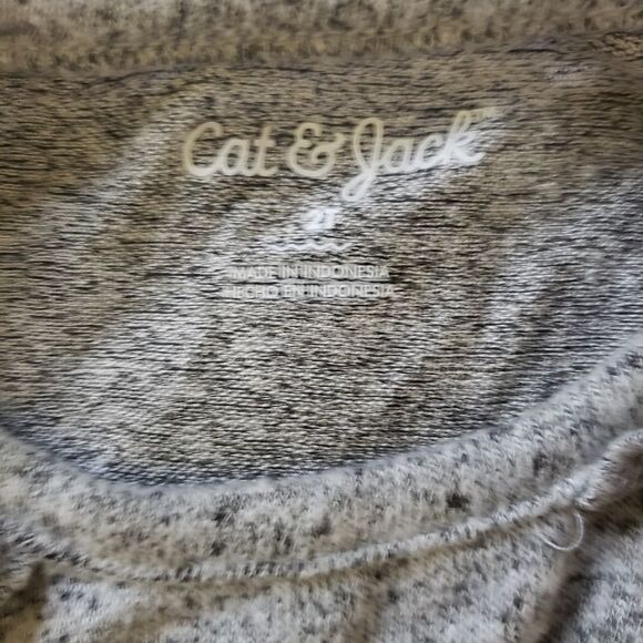 Cat & Jack Cozy Pullover Size 2T - Picture 3 of 3